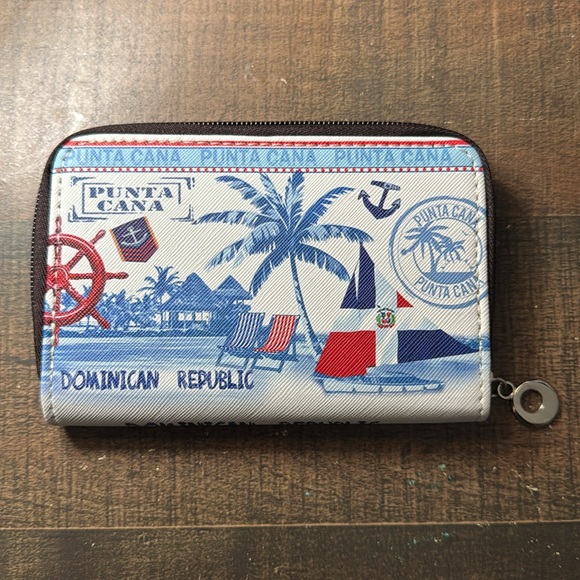 DOMINICAN REPUBLIC PUNTA CANA WOMEN’S ZIPPER WALLET - Picture 2 of 4